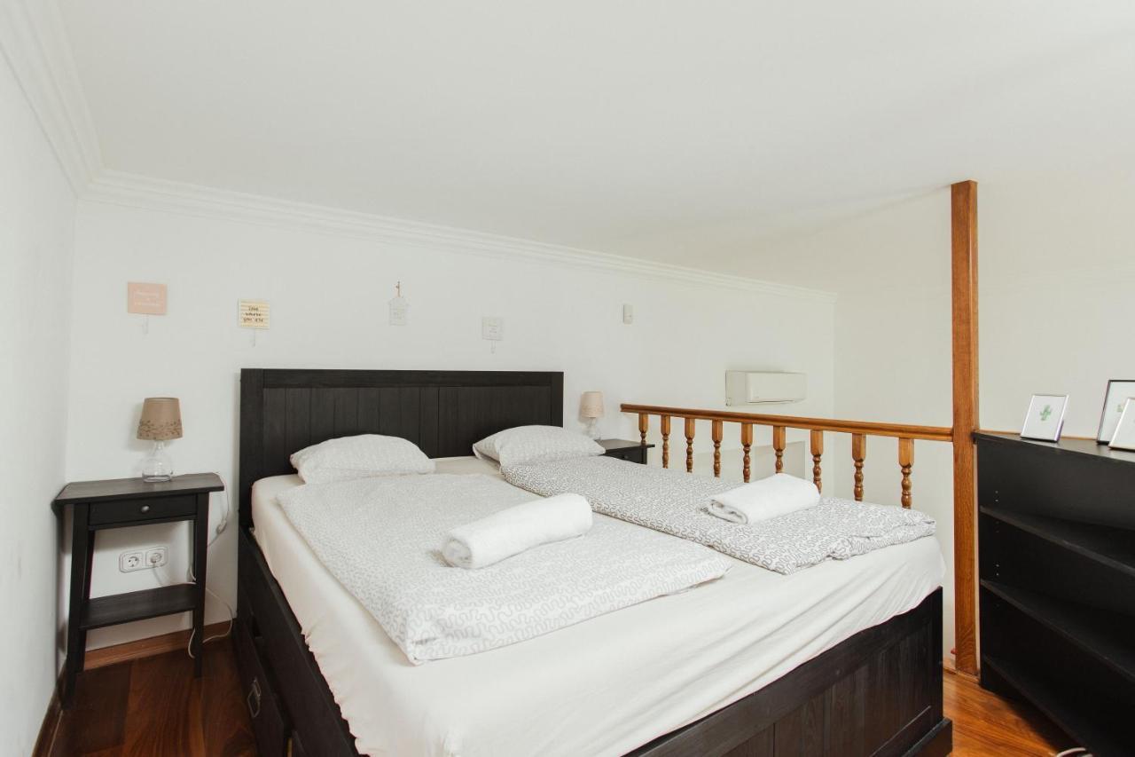 Grand Boulvard Apartment Budapeste Exterior foto