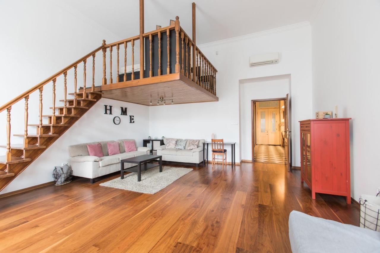 Grand Boulvard Apartment Budapeste Exterior foto